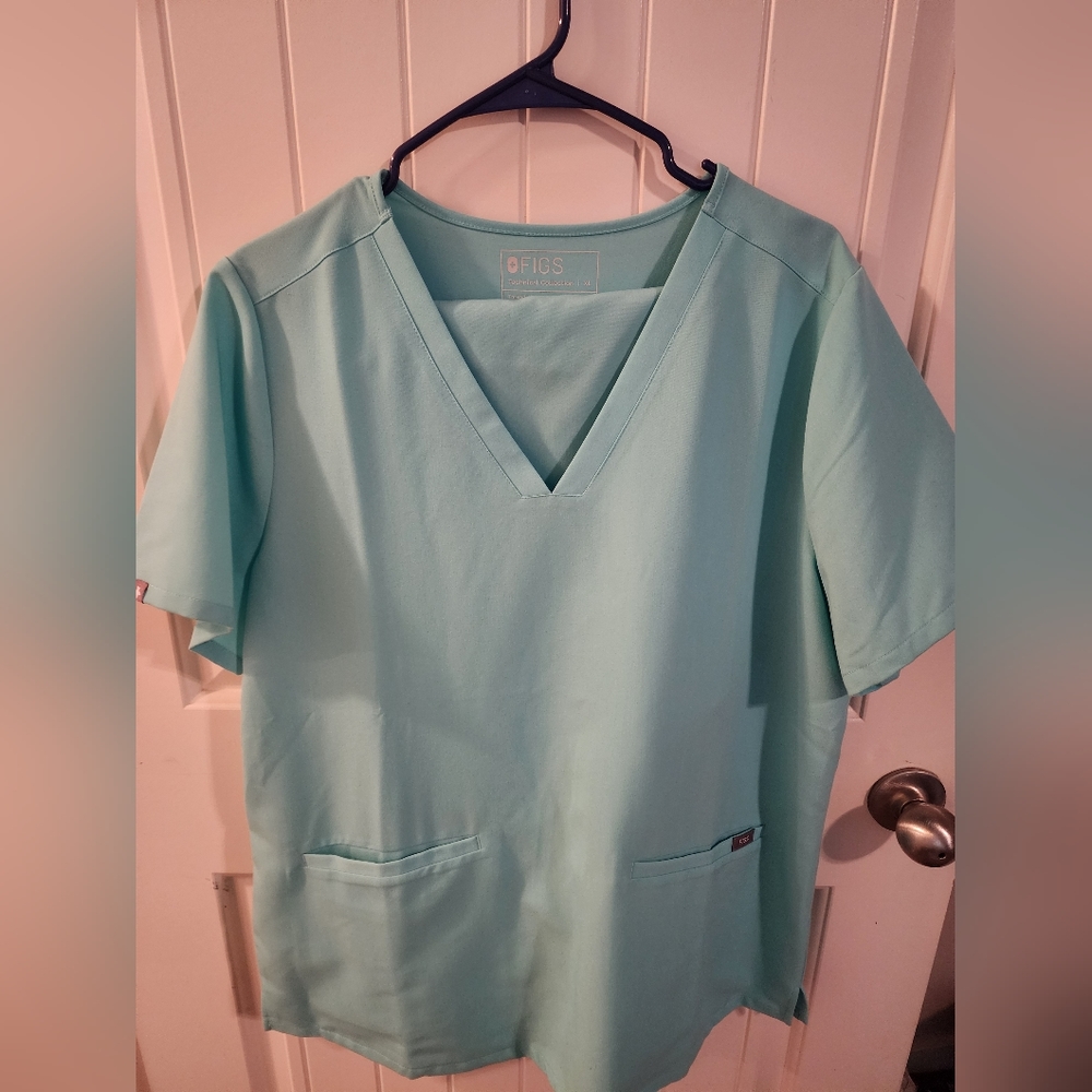 FIGS scrubs